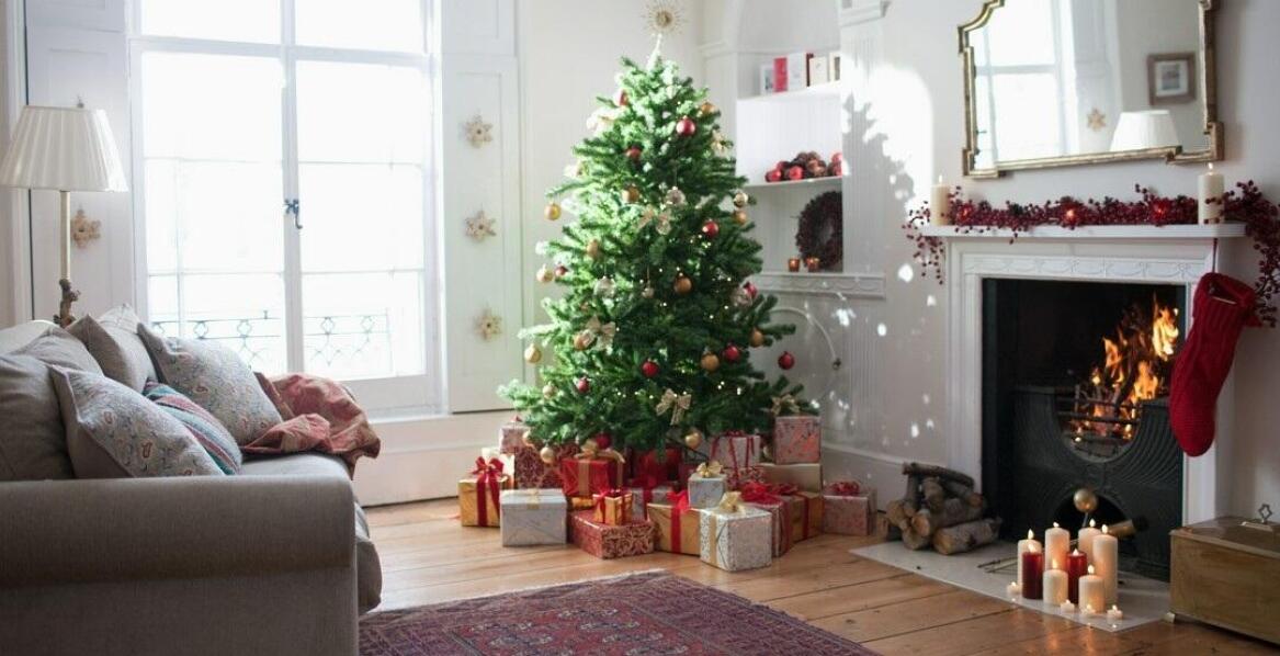 Czy sztuczna choinka na pniu może wyglądać jak żywa?