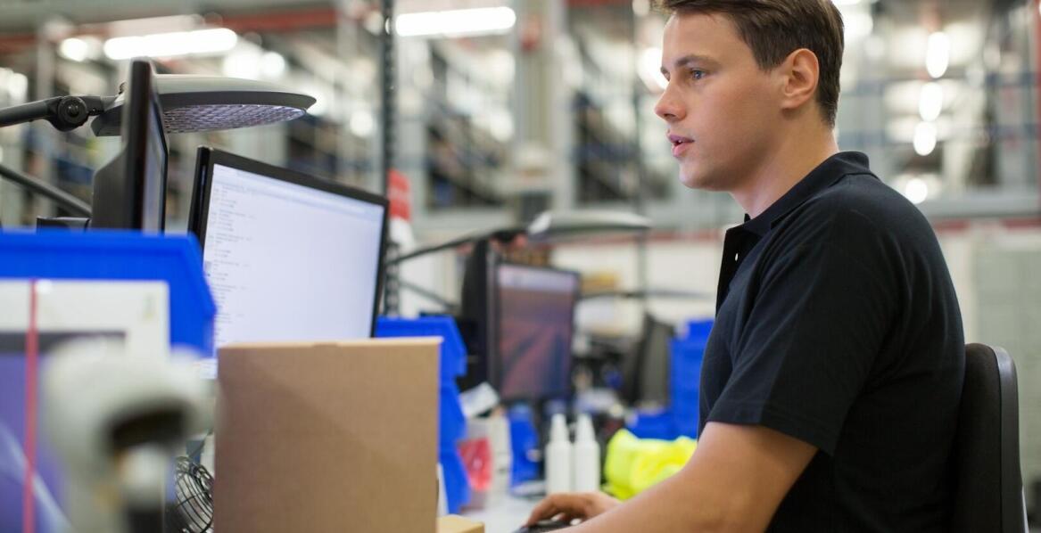 Co warto wiedzieć o informatycznym wspomaganiu procesów logistycznych?