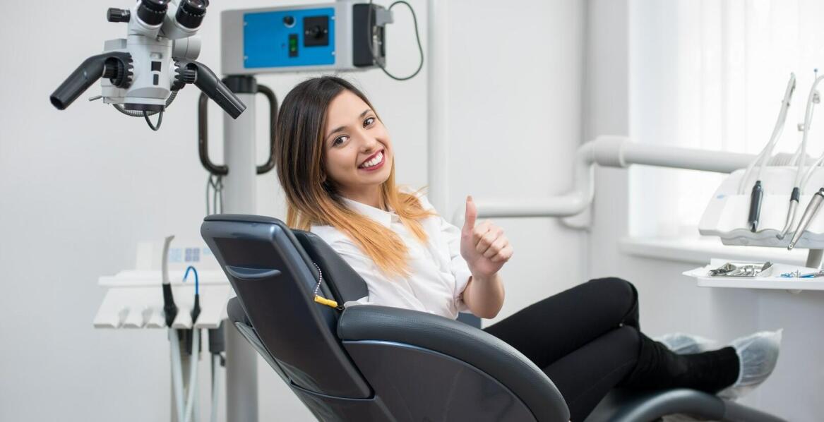 Jak dbać o zęby po leczeniu endodontycznym?