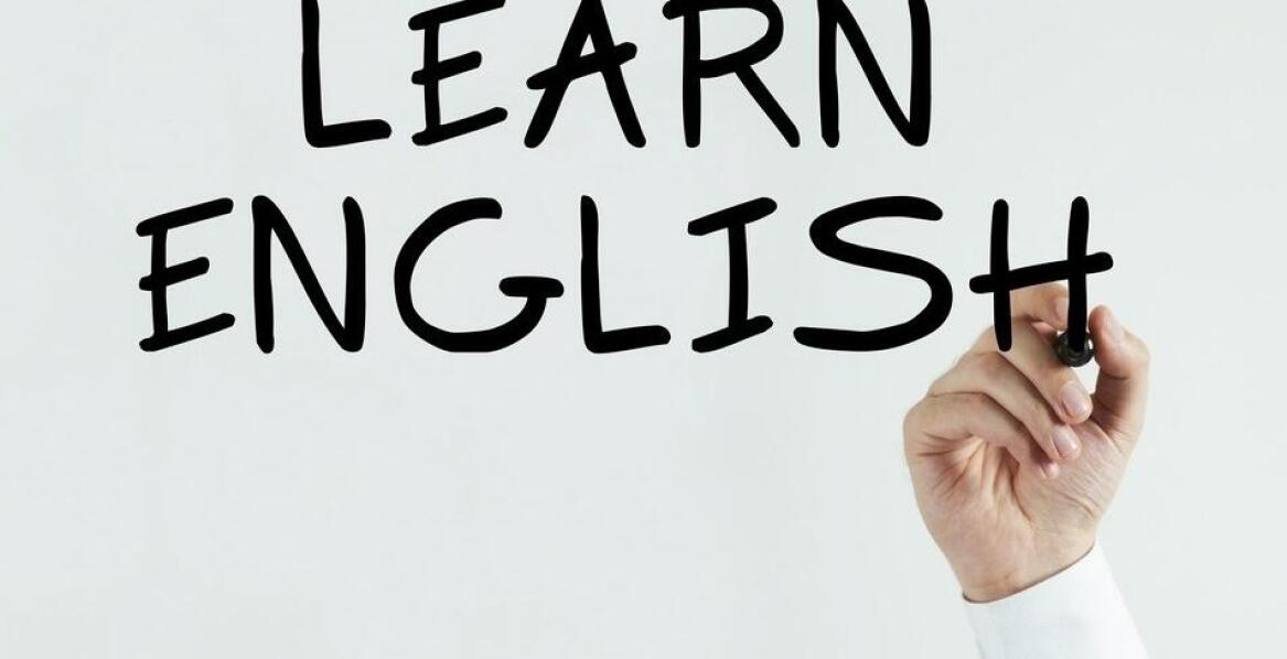 Porównanie kosztów kursów języka angielskiego dla dorosłych