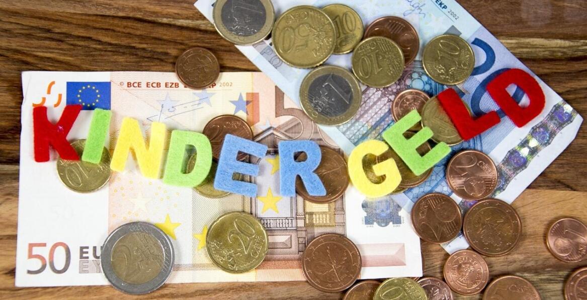 Jakie są konsekwencje podania nieprawdziwych informacji we wniosku o zasiłek Kindergeld?