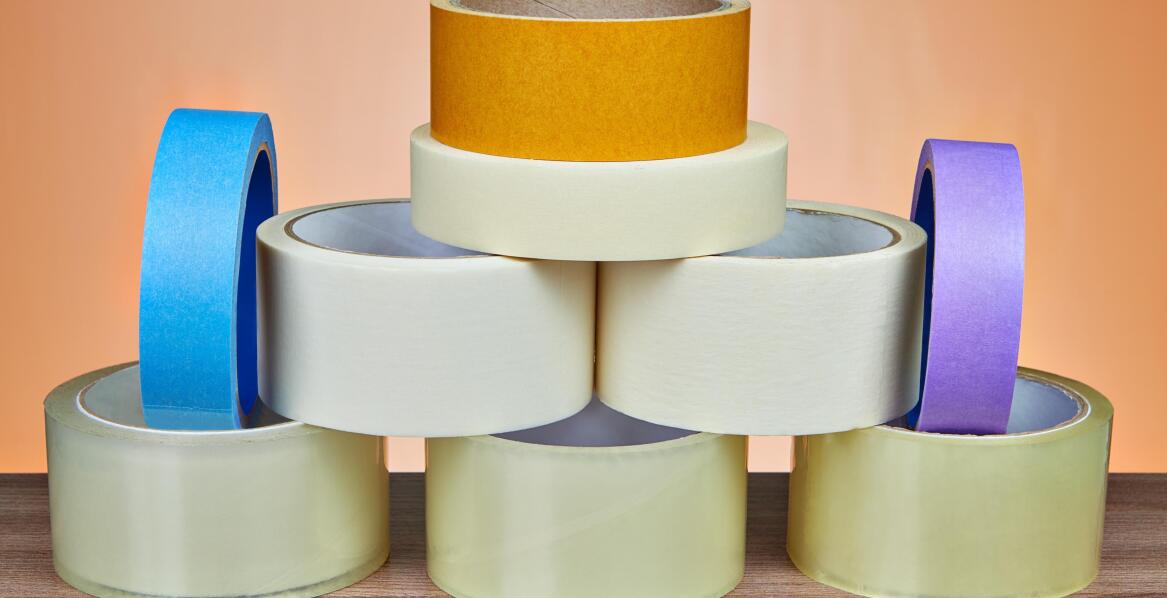 Czym wyróżniają się taśmy pakowe?