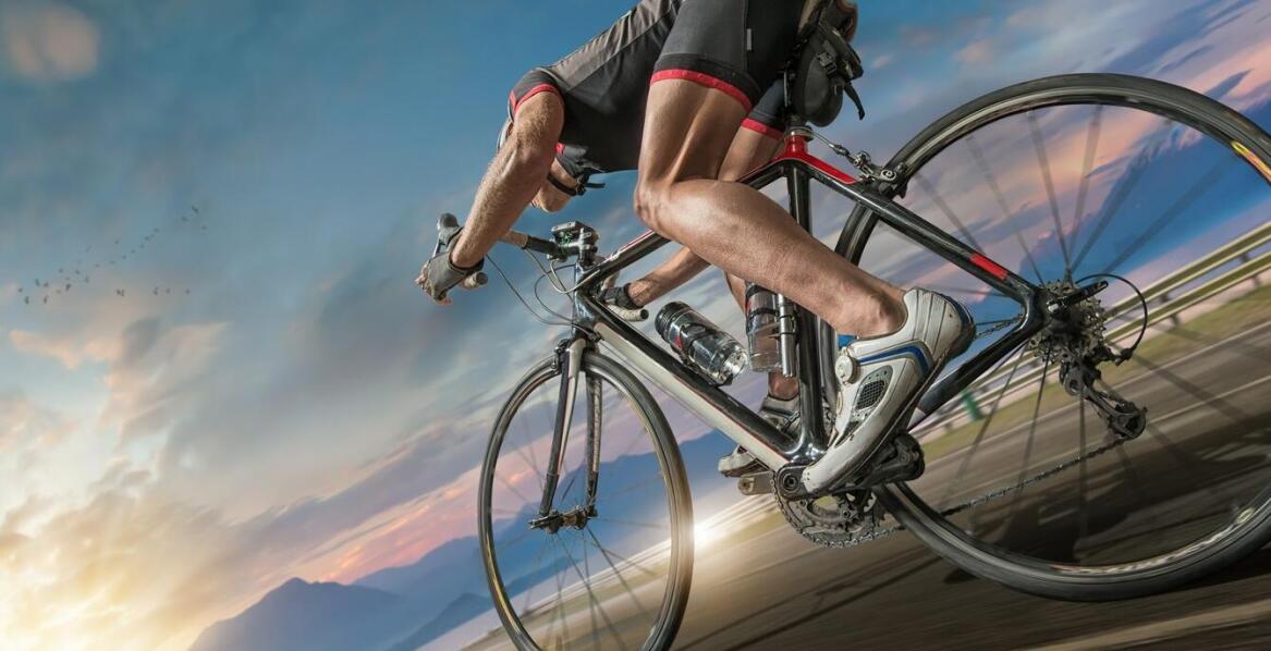 Znaczenie pracy z trenerem w procesie przygotowań do zawodów triathlonowych