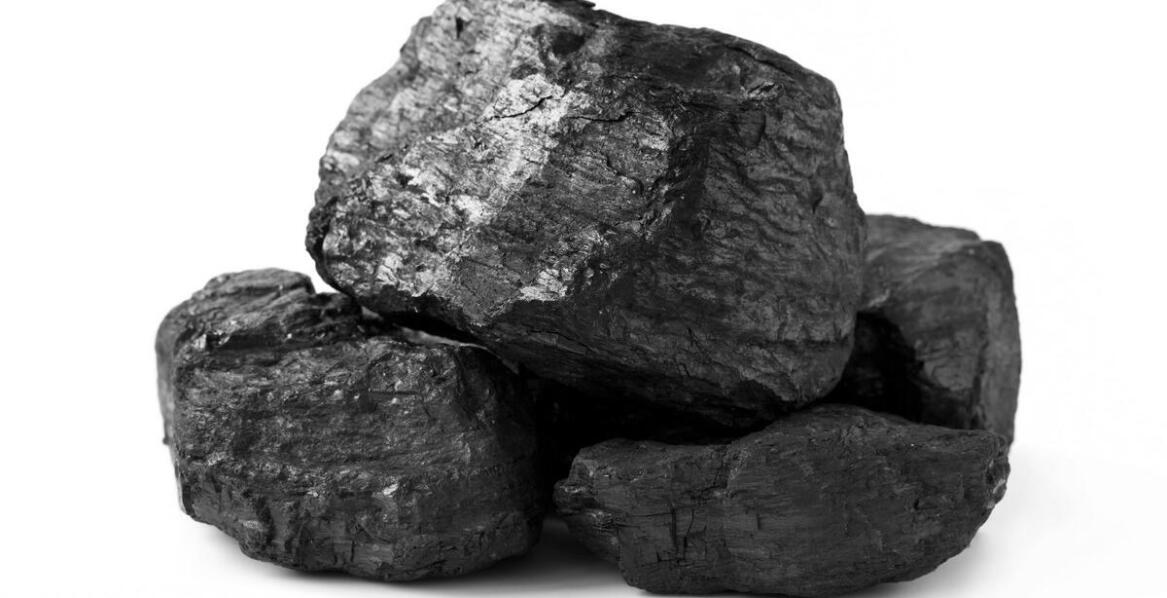 Porównanie ekogroszku i węgla orzecha jako paliw do ogrzewania domu