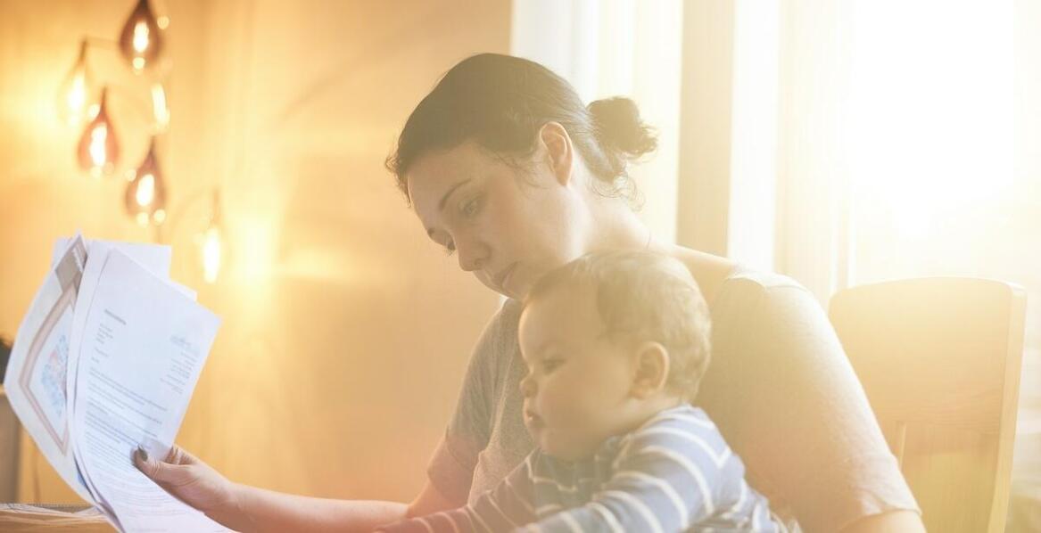 Jak uzyskać zasiłek wychowawczy w Austrii?