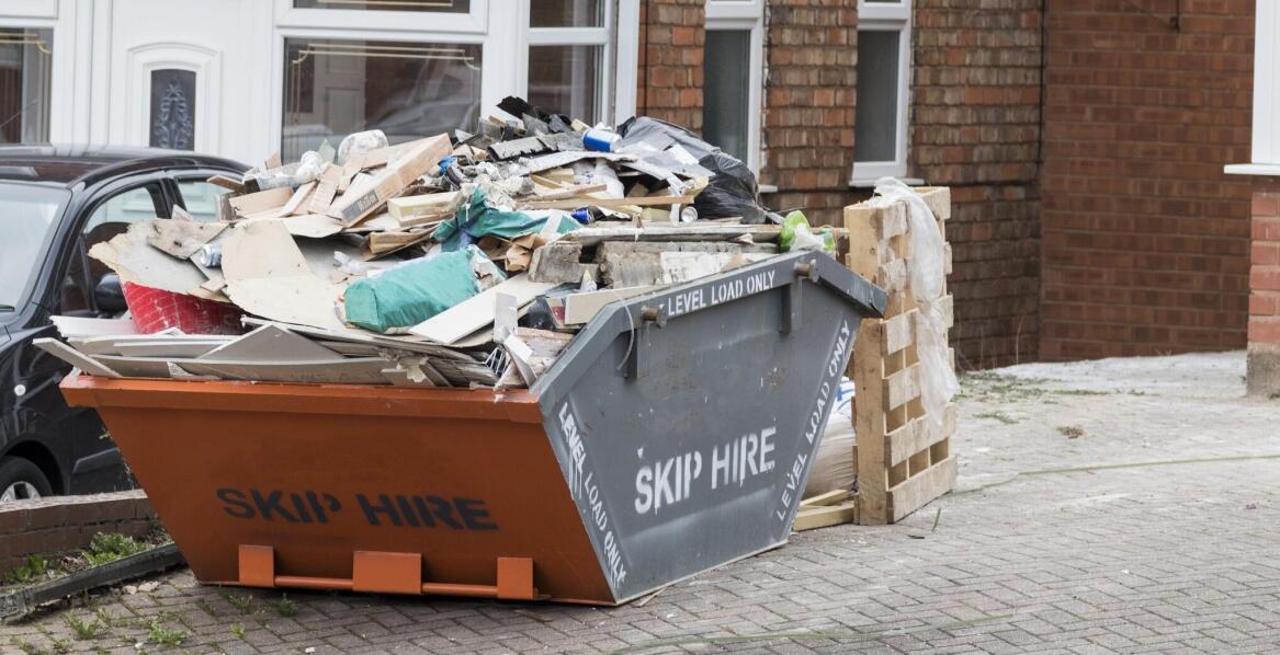 Czy wynajem kontenerów na odpady jest dostępny dla osób prywatnych?