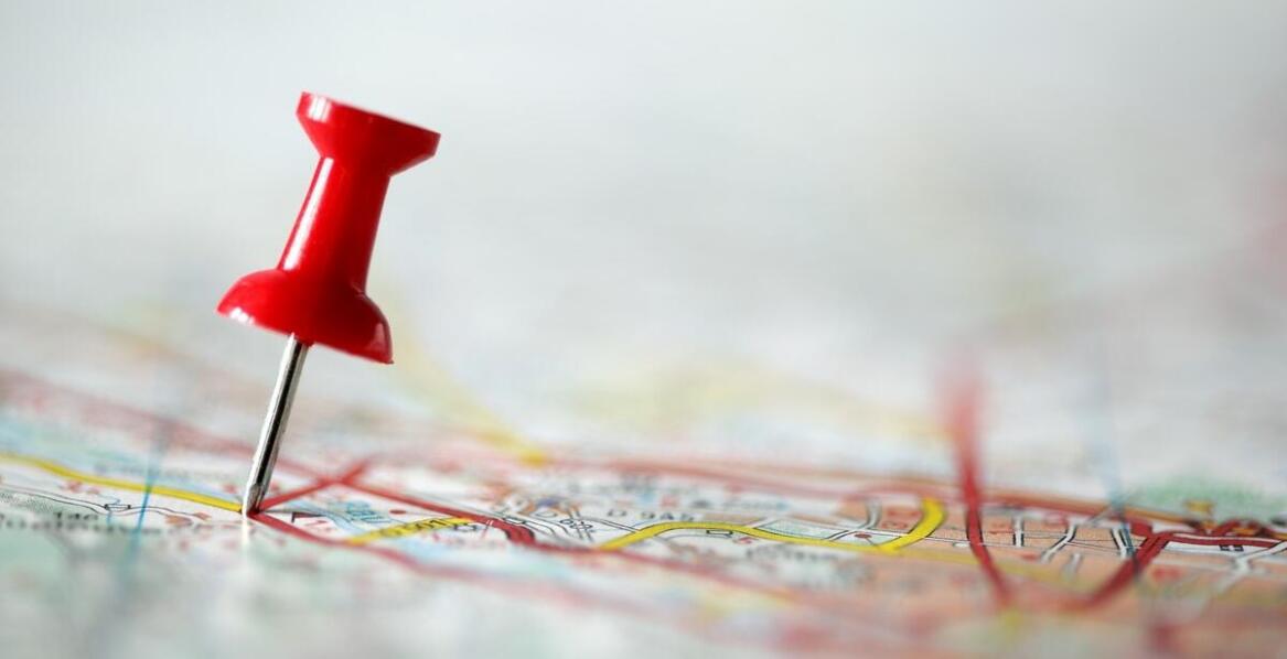 Jak wybrać odpowiednią lokalizację dla swojego lokalu usługowego?