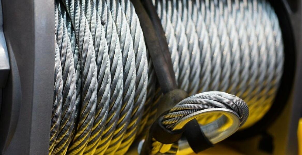 Zastosowanie przeciągarek ręcznych linowych i wybór odpowiedniego modelu