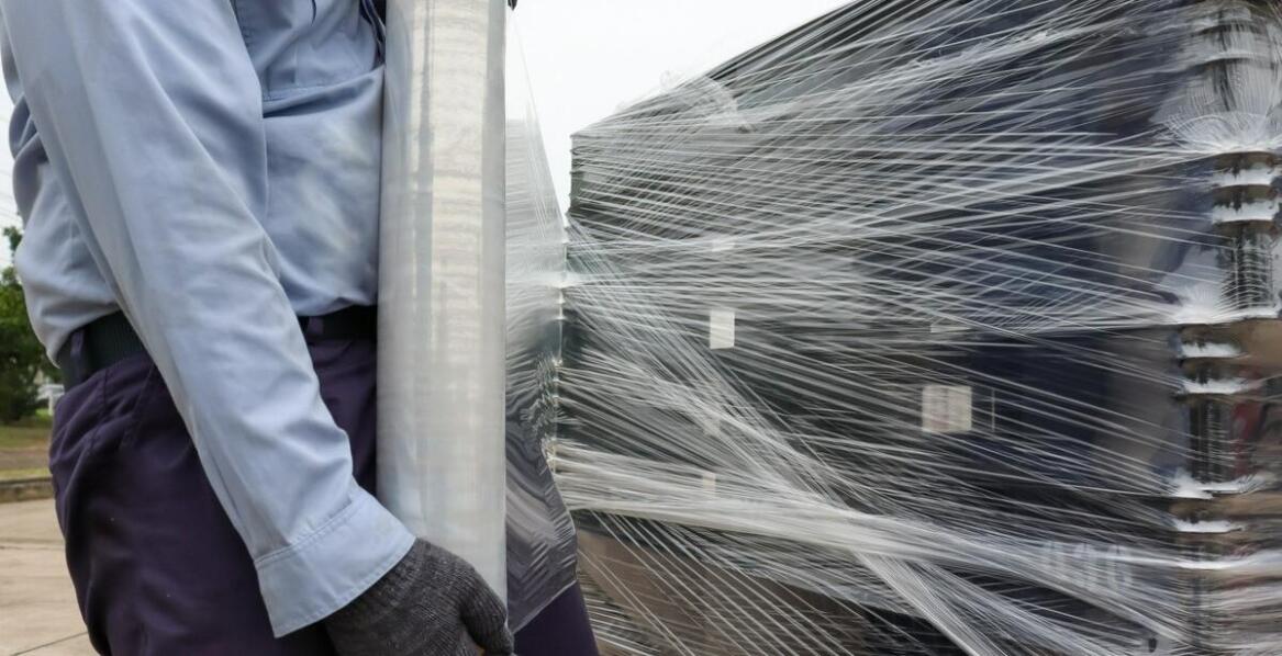 Folia LDPE w opakowaniach dla osób prywatnych – zastosowania i korzyści