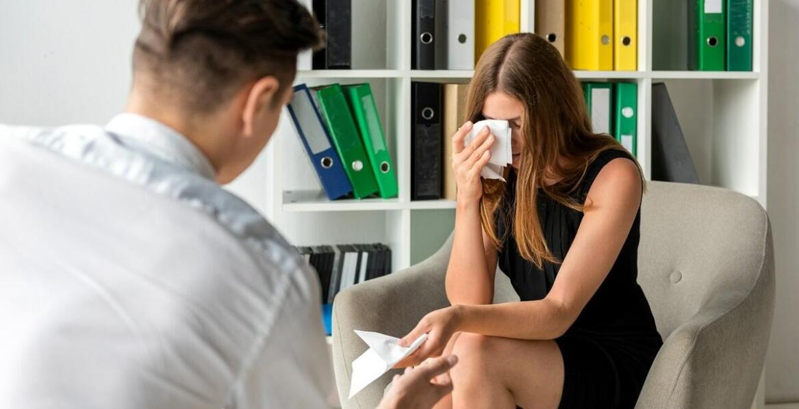 Znaczenie wsparcia emocjonalnego w terapii: rola dobrego psychoterapeuty w Olsztynie