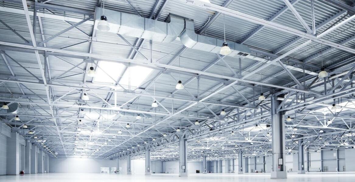 Właściwości i zastosowanie wentylatorów przemysłowych w różnych gałęziach przemysłu