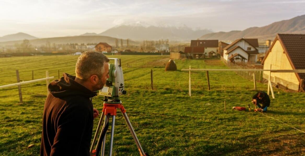 Geodeta w Sosnowcu: kluczowe usługi geodezyjne dla inwestycji budowlanych