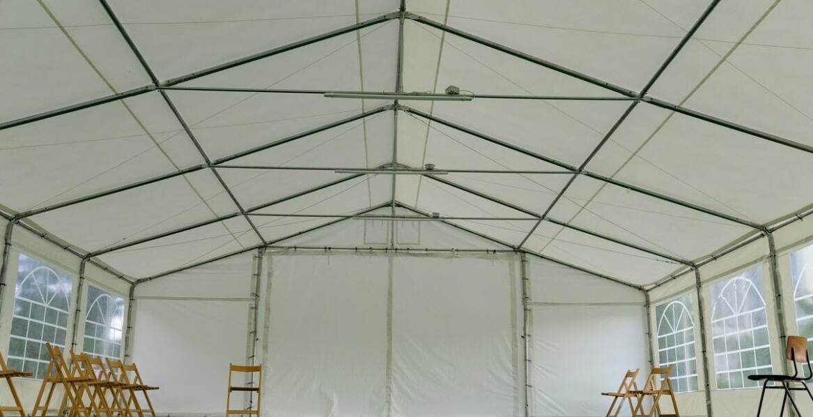 Hala namiotowa ocieplana - przegląd najpopularniejszych modeli i rozmiarów