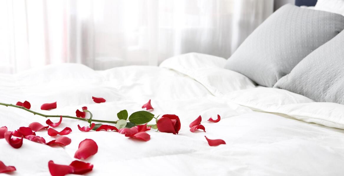 Czy apartamenty do wynajęcia w Mikołajkach to dobre miejsce na romantyczny wypad?