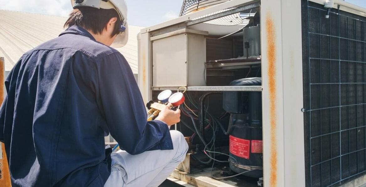 Montaż i instalacja agregatów chłodniczych - kluczowe etapy i wskazówki dla właścicieli nieruchomości