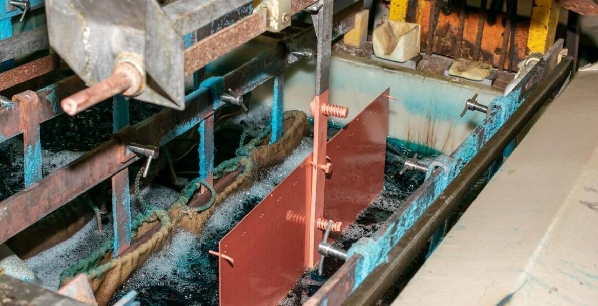 Gdzie stosuje się chemiczne usuwanie powłok?