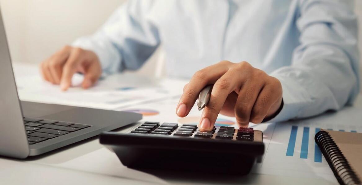 Jak zmniejszyć ryzyko błędów w księgowości? Wsparcie biura rachunkowego