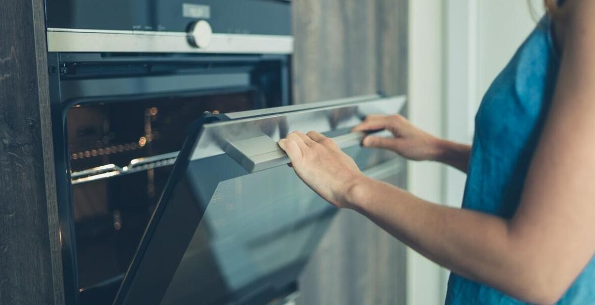 Znaczenie odpowiedniej konserwacji pieców konwekcyjno-parowych dla ich długowieczności