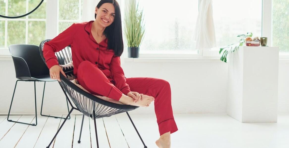 Dlaczego warto wybrać piżamę damską dwuczęściową bawełnianą?