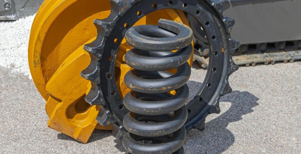 Części zamienne do maszyn rolniczych: jak rozpoznać oryginalne elementy od podróbek?