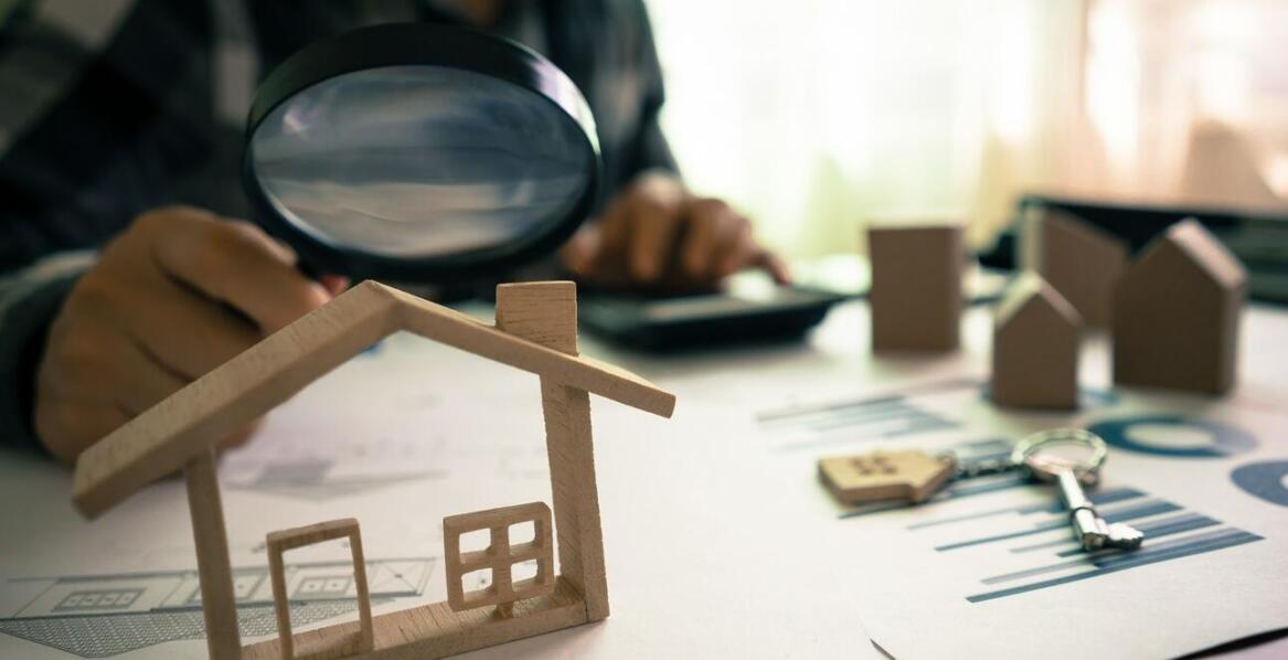 Rzeczoznawca majątkowy a wycena nieruchomości gruntowych i działek budowlanych