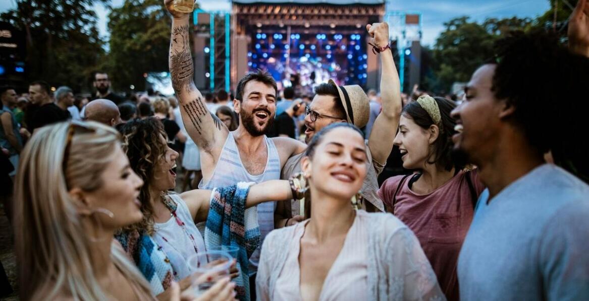 Jak wybrać odpowiednią firmę do obsługi eventów?