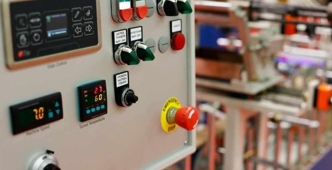 Znaczenie zastosowania regulatorów temperatury w przemyśle
