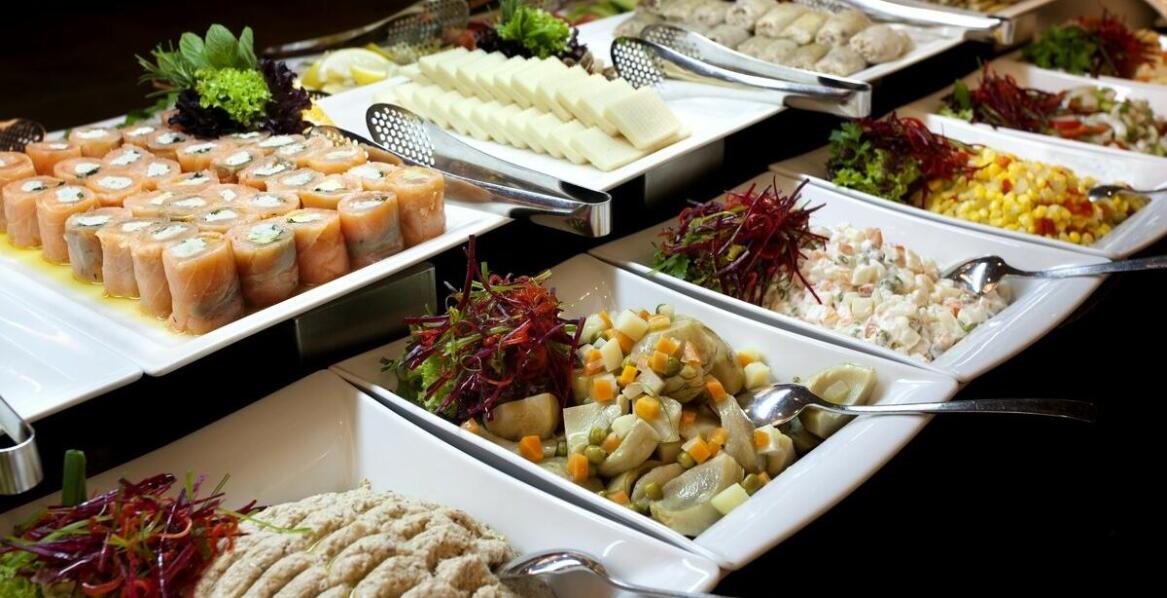 Szybka i dobrze zorganizowana obsługa klienta dzięki efektywnym linii wydawczym