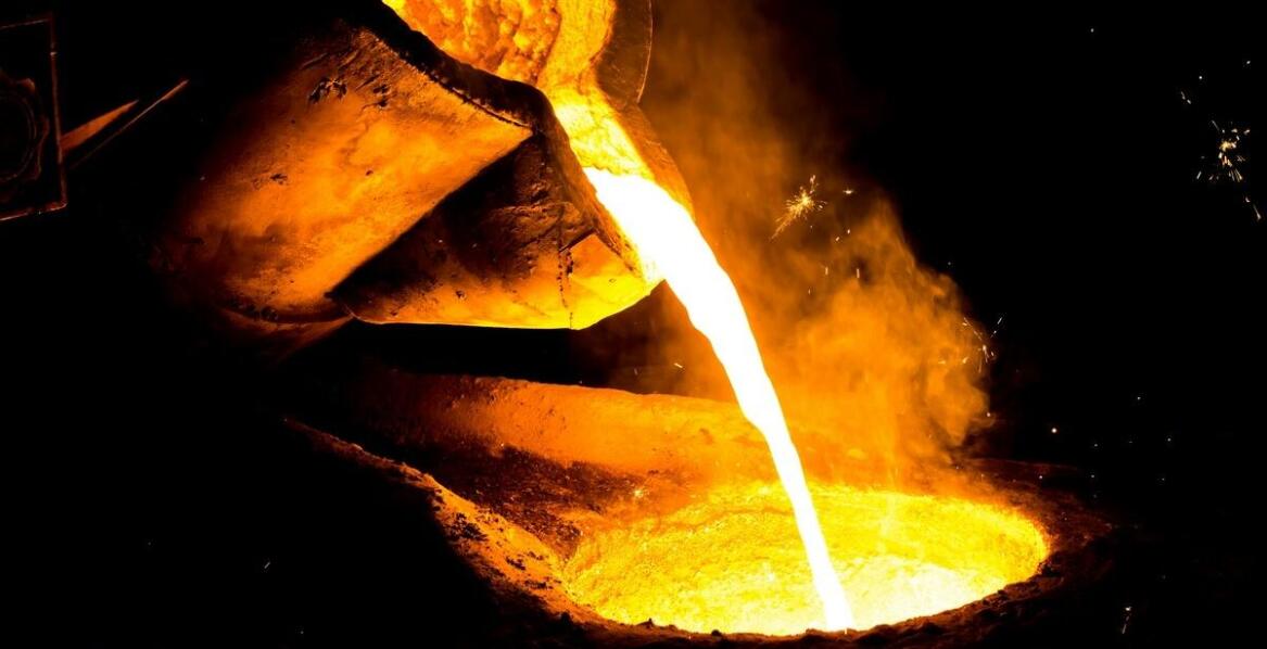 Jakie są metody i technologie w spiekaniu proszków metali?