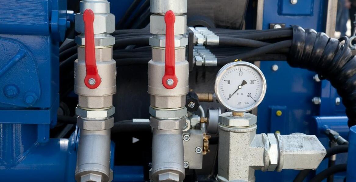 Dobór sprzętu do przecisków hydraulicznych: kluczowe czynniki