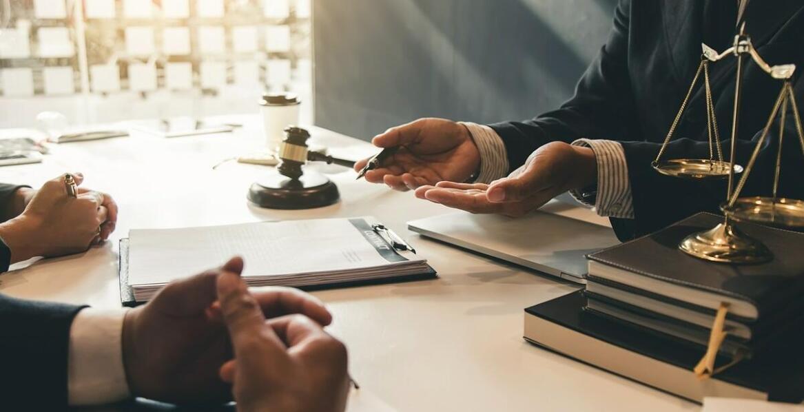 Jak wygląda zawód prawnika?