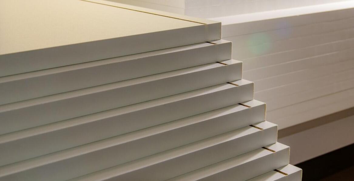 Płyta wielowarstwowa: zalety i zastosowania w chłodnictwie i mroźnictwie