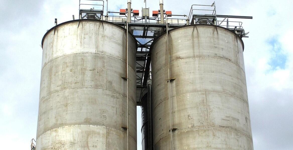 Rafineria ropy naftowej Mangalore Refinery and Petrochemicals Limited