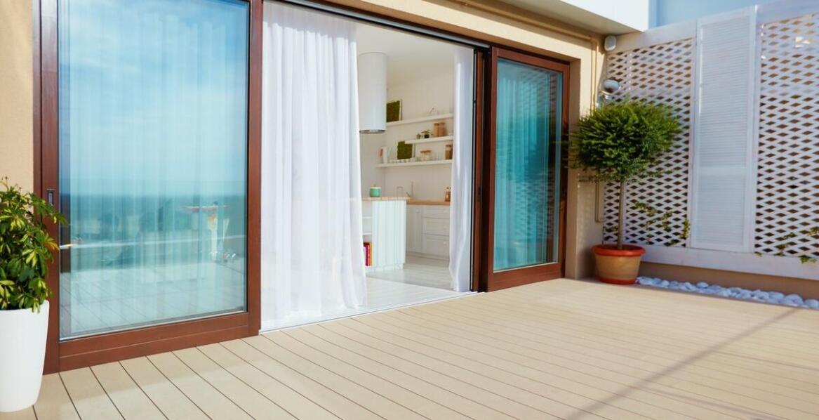 Tarasy kompozytowe - łatwość montażu i serwisowania