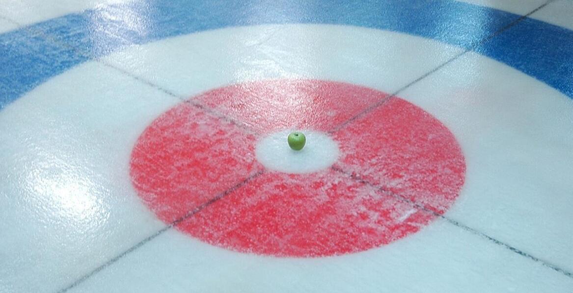 Jak gra się w curling?