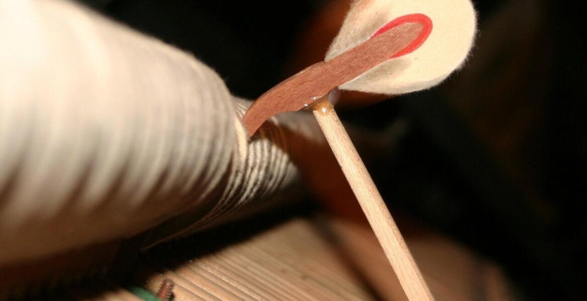 Jak wykończyć ścianę przy kuchence?