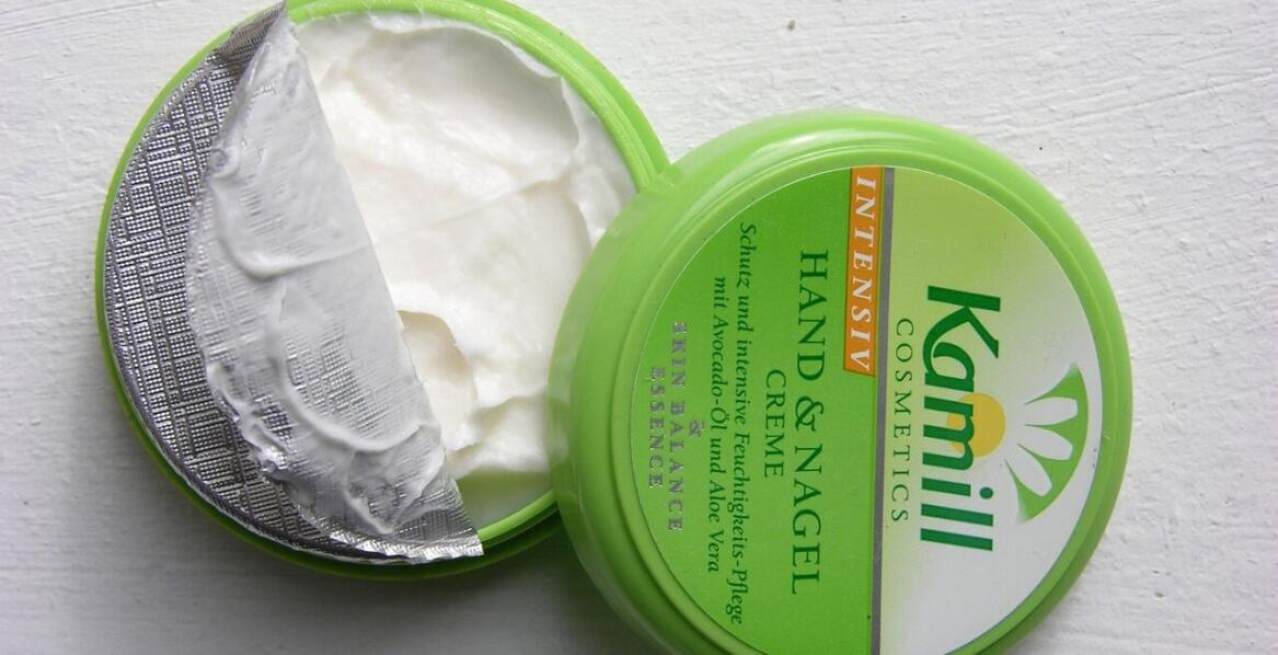 Kosmetyczka pomoże nam dobrać odpowiednie kosmetyki