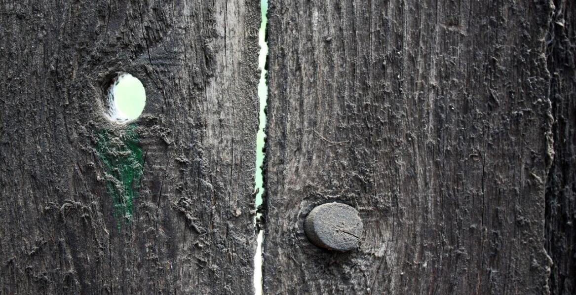 Właściwe przechowywanie palet drewnianych