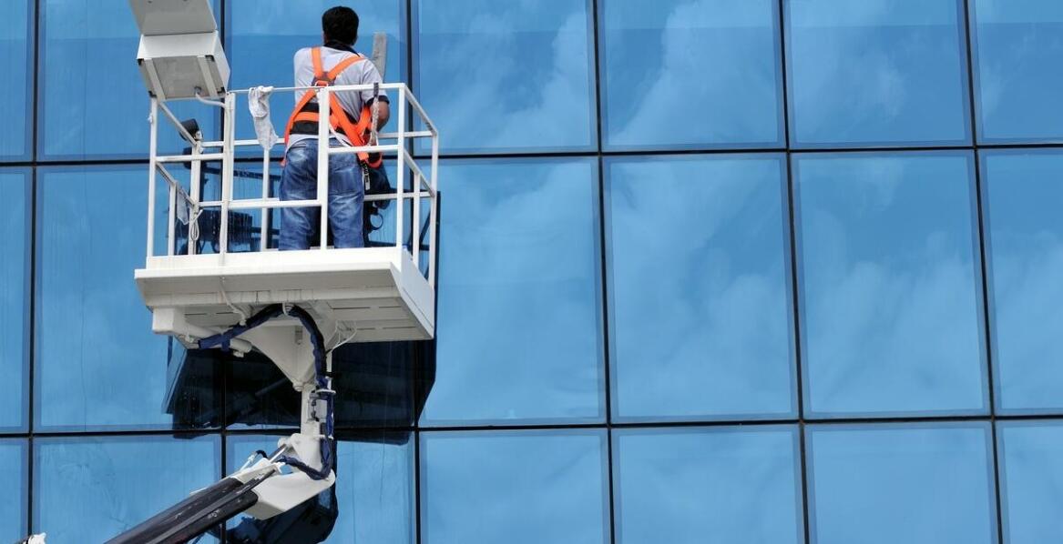 Profesjonalne mycie okien na terenie Warszawy Żoliborz