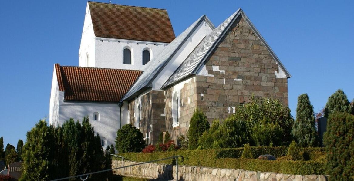 Co charakteryzuje szatę liturgiczną?