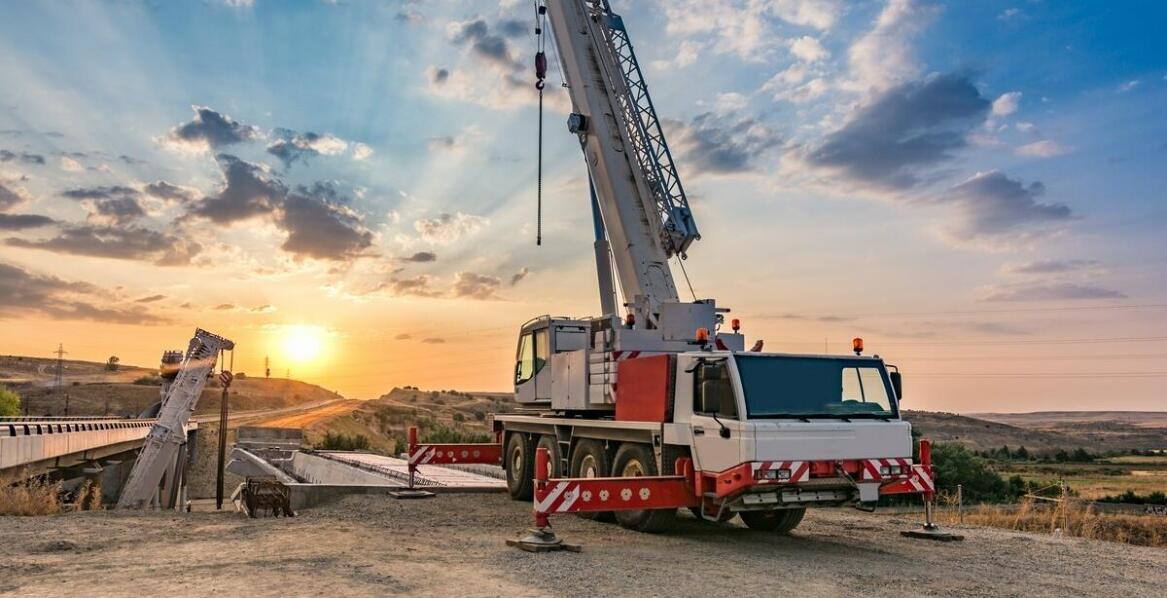 Serwis Palfinger: jak rozpoznać, kiedy Twoje urządzenie potrzebuje naprawy lub konserwacji?