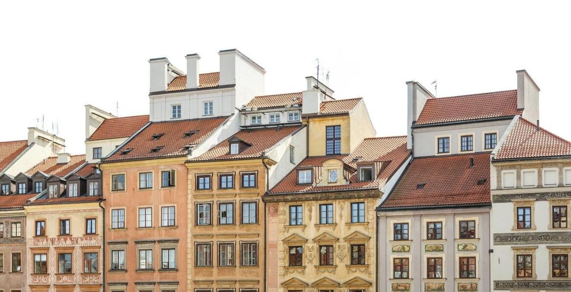 Montaż instalacji odgromowej w zabytkowych budynkach - wyzwania i rozwiązania w Warszawie