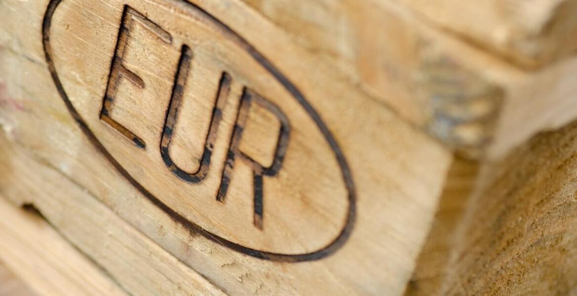 Paleta euro warszawa: jakie są wymogi prawne dotyczące obrotu paletami euro?