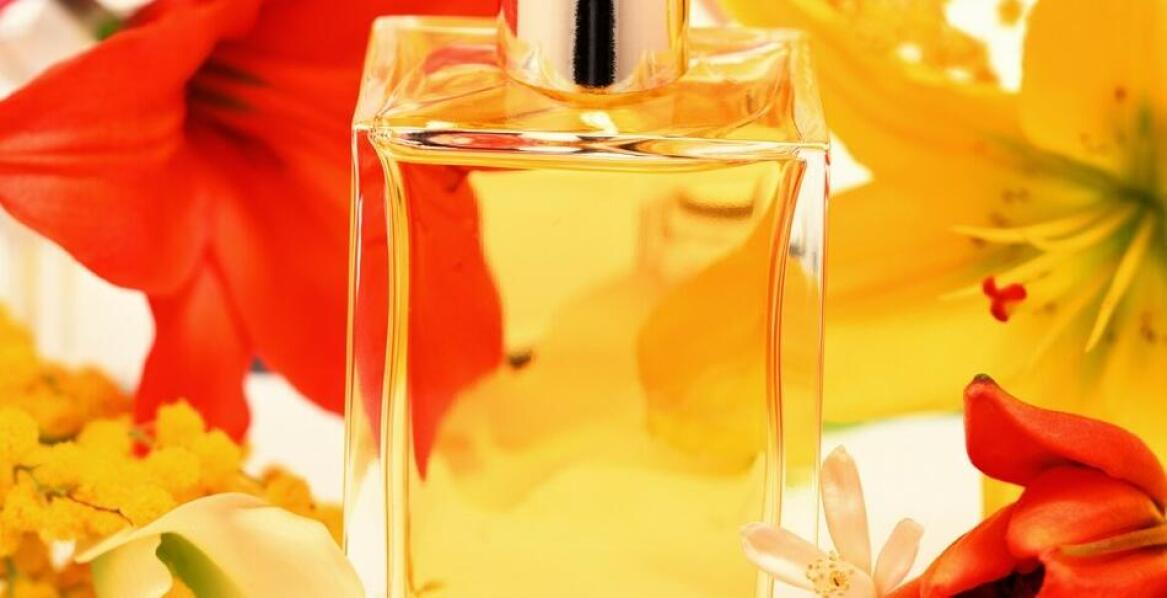 Oryginalność i elegancja: dlaczego warto wybrać francuskie perfumy?