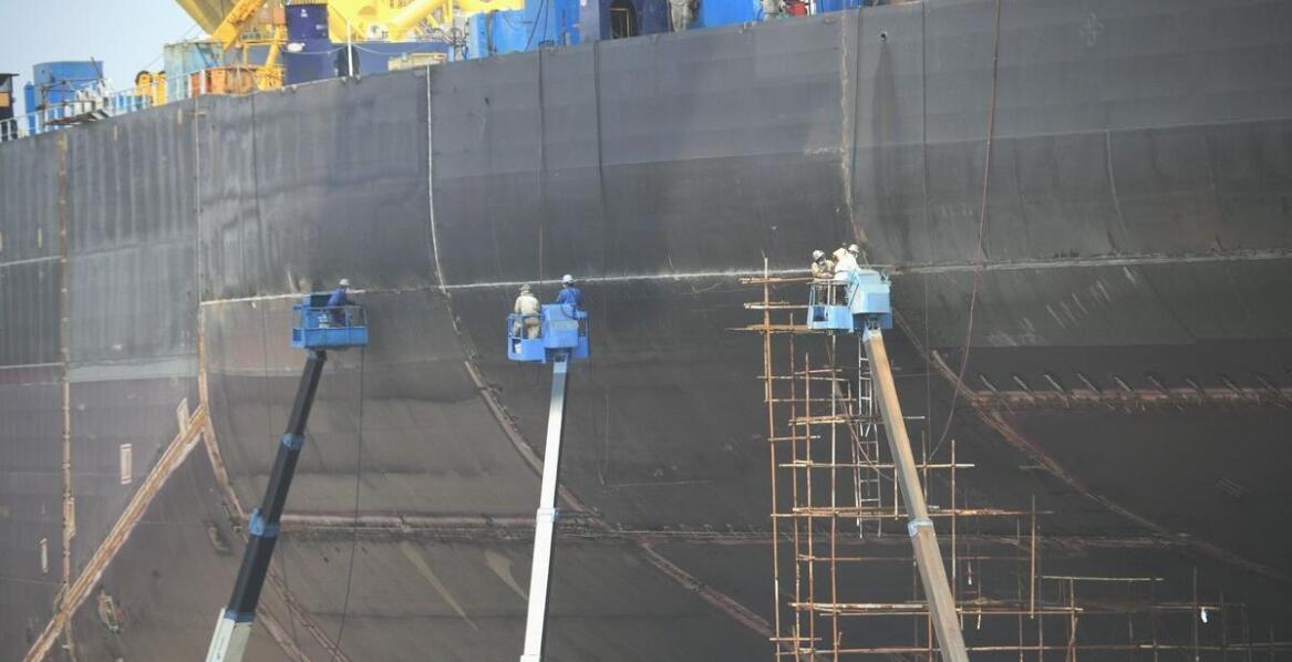 Przygotowanie konstrukcji stalowych do malowania: śrutowanie jako kluczowy etap