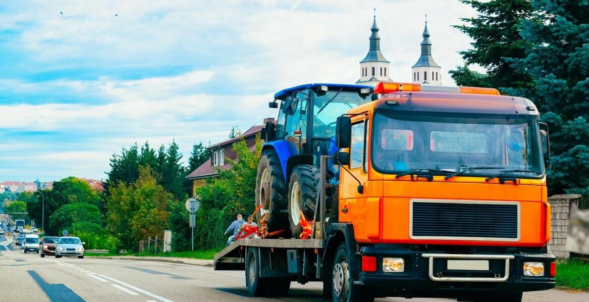 Jakie są ograniczenia prędkości podczas holowania?