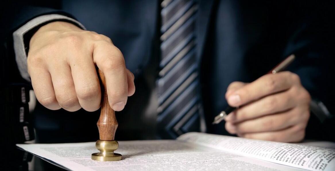 Jakie są korzyści z korzystania z usług notarialnych przy sporządzaniu testamentu?