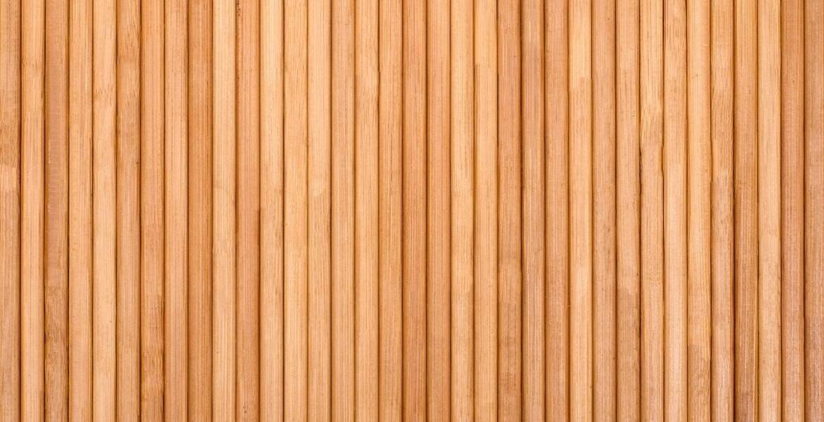 Jakie są różnice między deską elewacyjną szczotkowaną a ryflowaną?