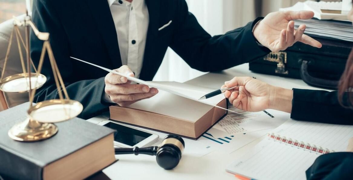 Porady prawne dla przedsiębiorców - co warto wiedzieć?