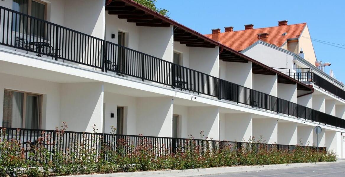 Balustrady balkonowe na wymiar - dopasowanie do indywidualnych potrzeb klienta